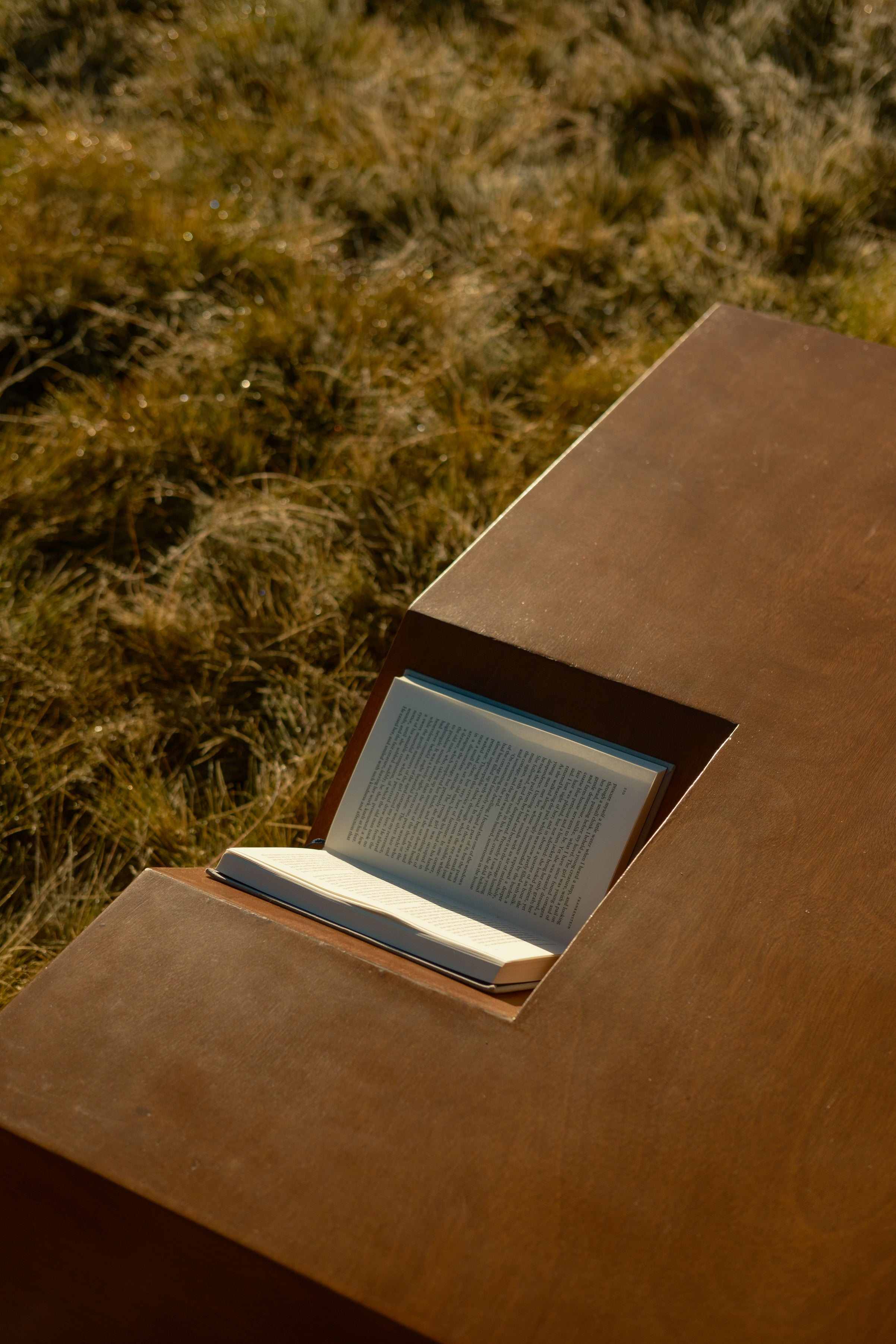 Mesa de centro de libro